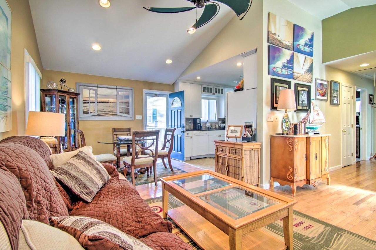 Berlin Home With Patio, 9 Mi To Ocean City Beaches Exterior photo